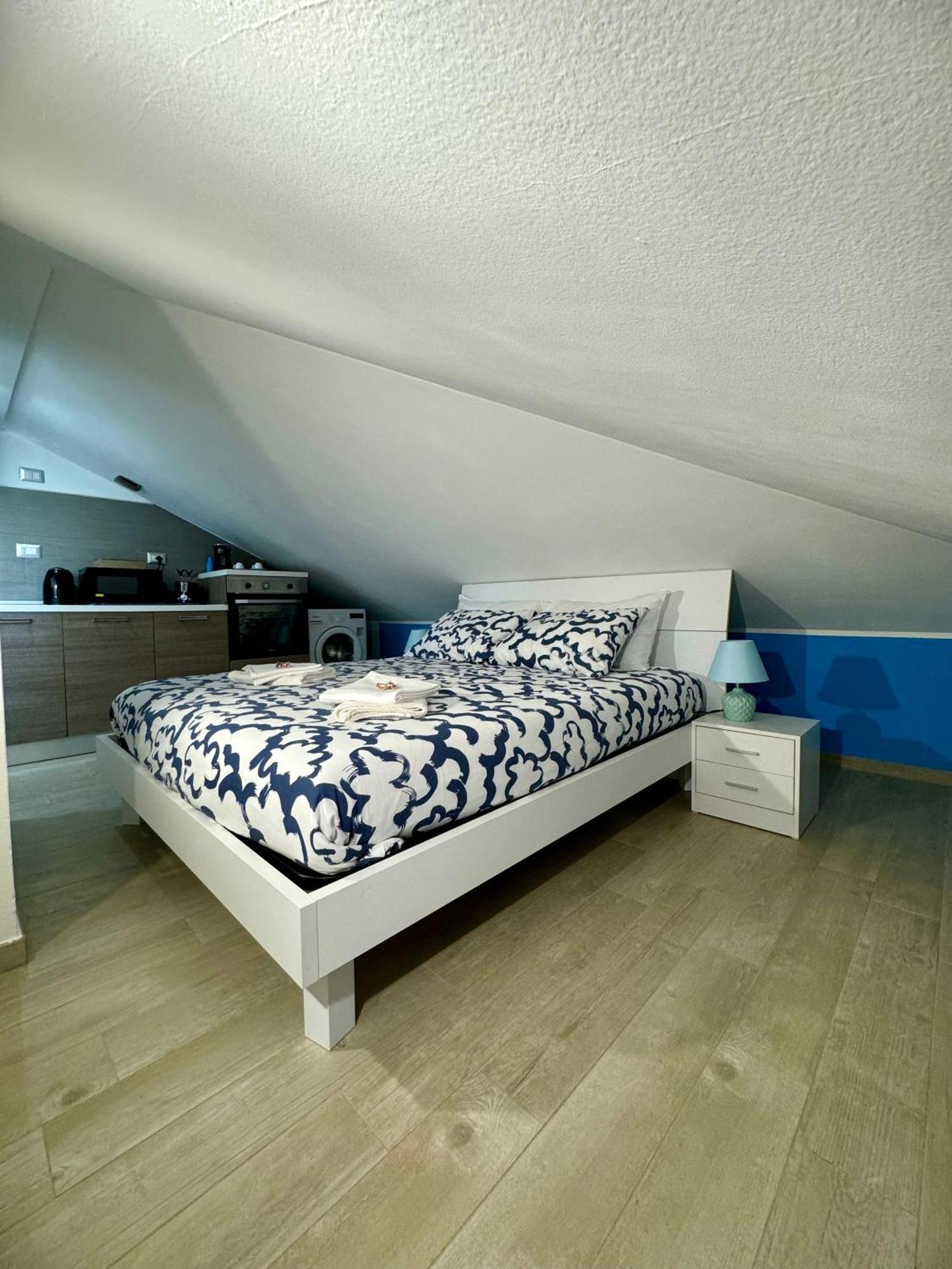 Sky Loft Appartement Alba  Buitenkant foto